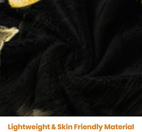 JOOCAR Fluffy Bumblebee Flannel Throw Blanket 1