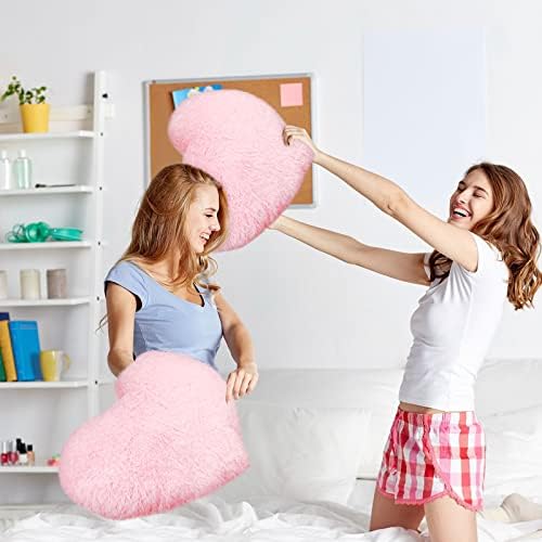 Remerry 2-Piece Heart Shaped Throw Pillow Set