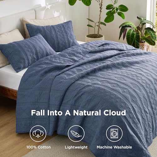 Bedsure 100 Cotton Quilt Set Queen Navy Blue Geometric 3-Piece