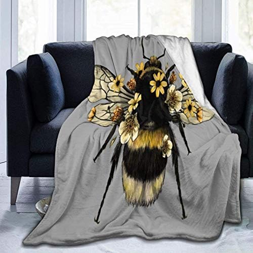 JOOCAR Fluffy Bumblebee Flannel Throw Blanket 1