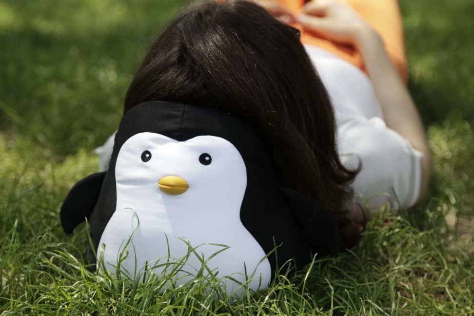 Kikkerland TT23 Zip Flip Travel Pillow Penguin