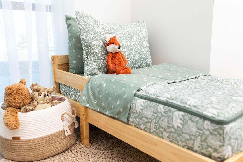 Beddys Fantasy Woodland Girls Bed Set with Zipper