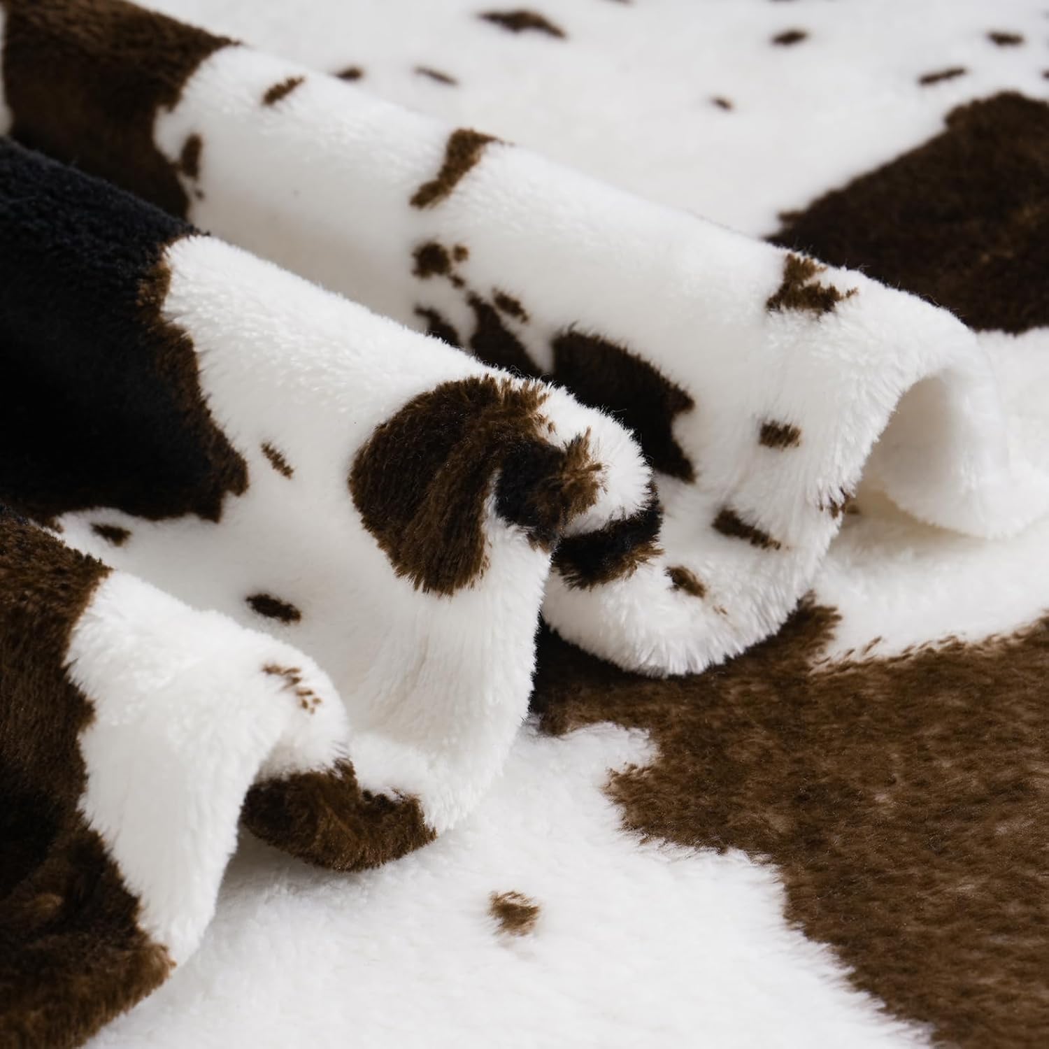 Vessia Throw Blanket Cow Black Brown with Pillow Cover