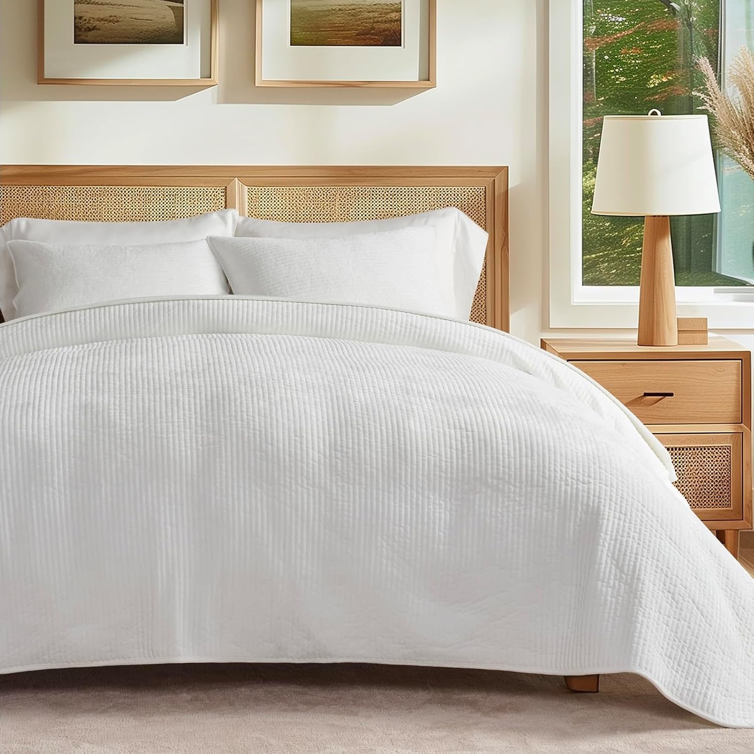 EVERGRACE Velvet Quilt Set King Size with 2 Shams 1