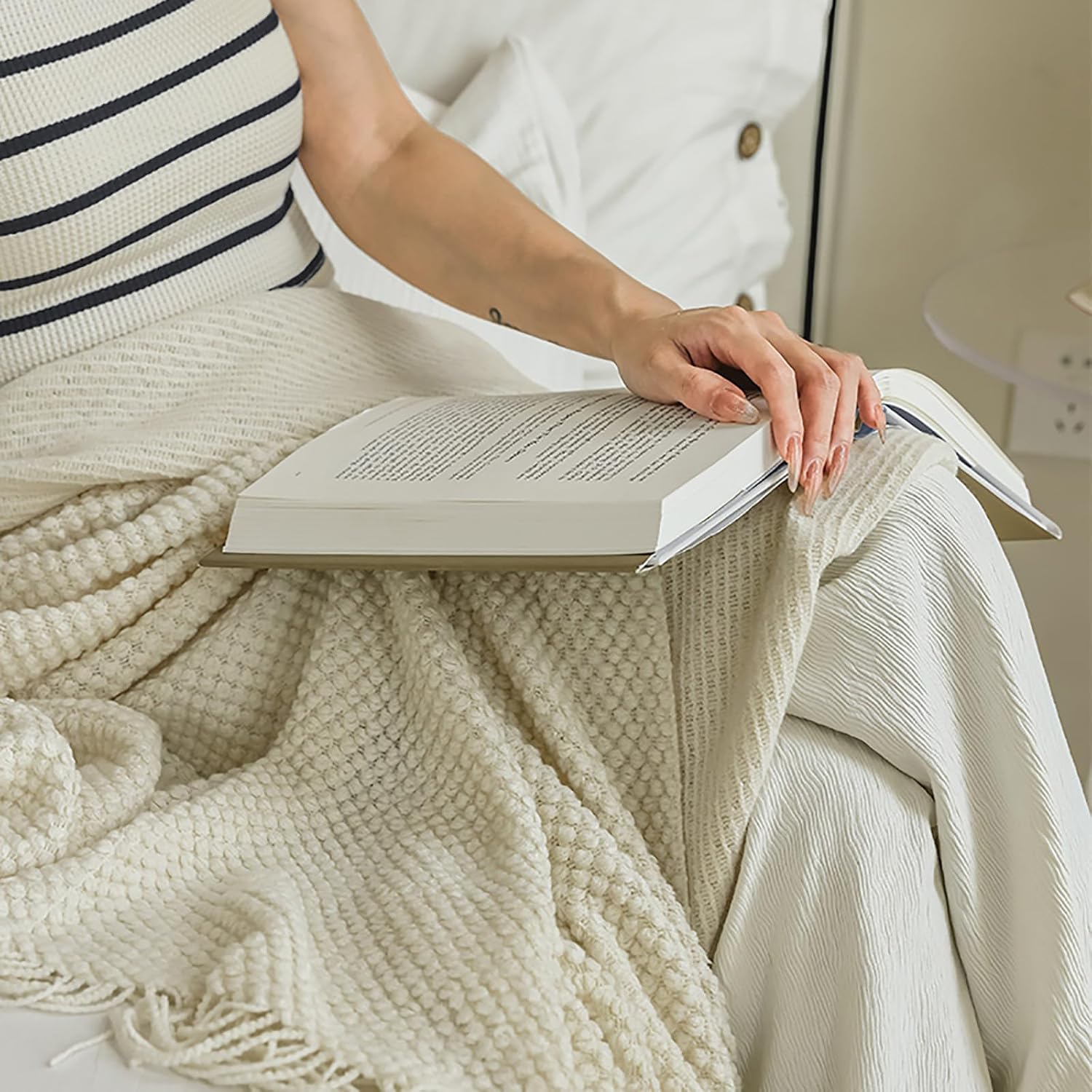 SUZEPER Light Grey King Bed Runner with Tassels