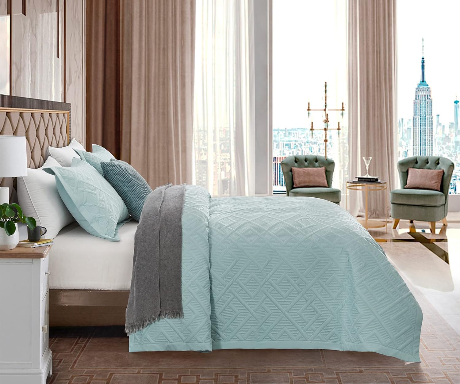 CHIXIN Queen Quilt Set - Geometric Seaglass Pattern Ultrasonic Quilting Reversible 4 Piece