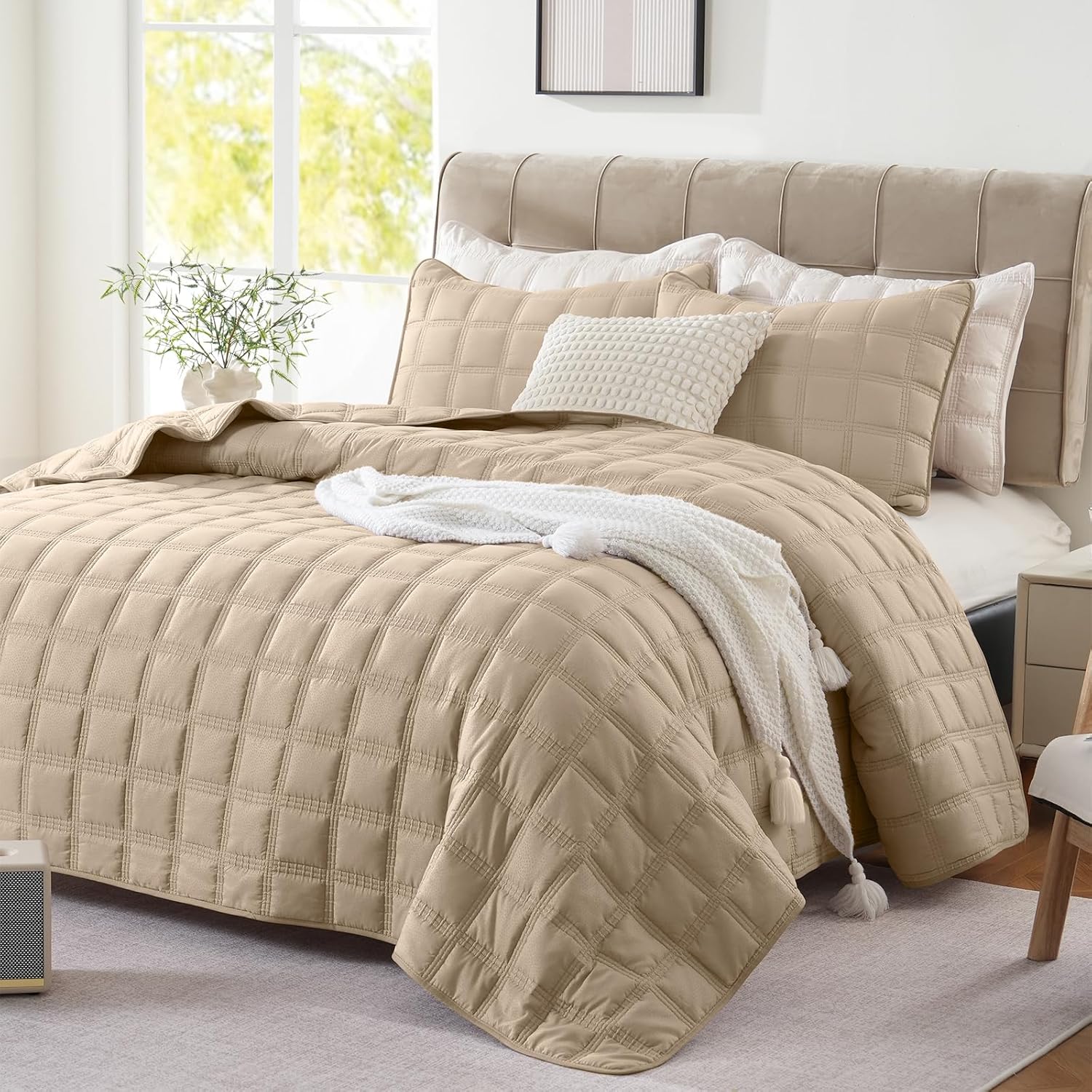 HiSnug Beige Quilt Set Queen Size 3 Pieces