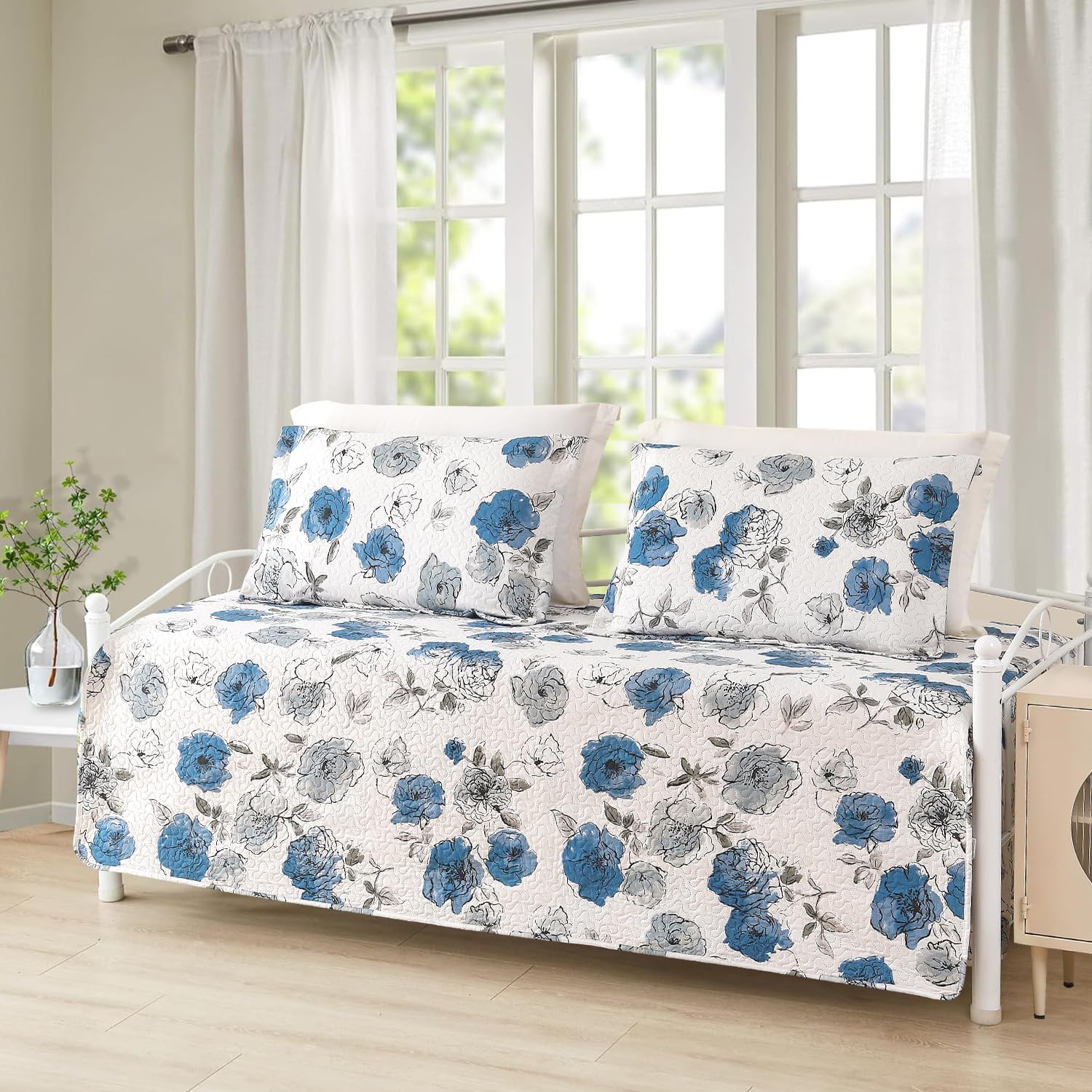 Hailea 3-Piece Twin Daybed Cover Set 1