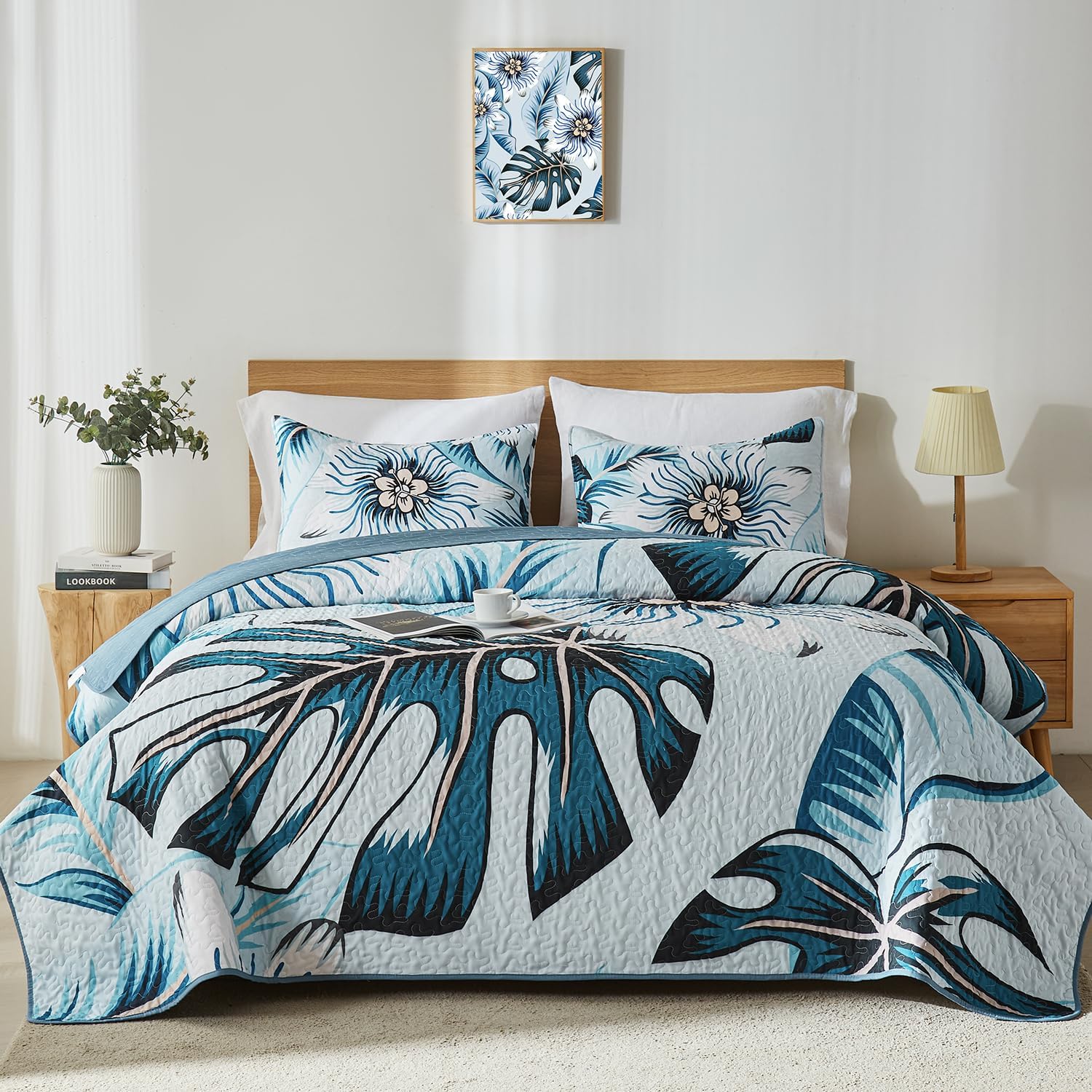 Yogeneg Light Blue Botanical King Quilt Set 3 Piece
