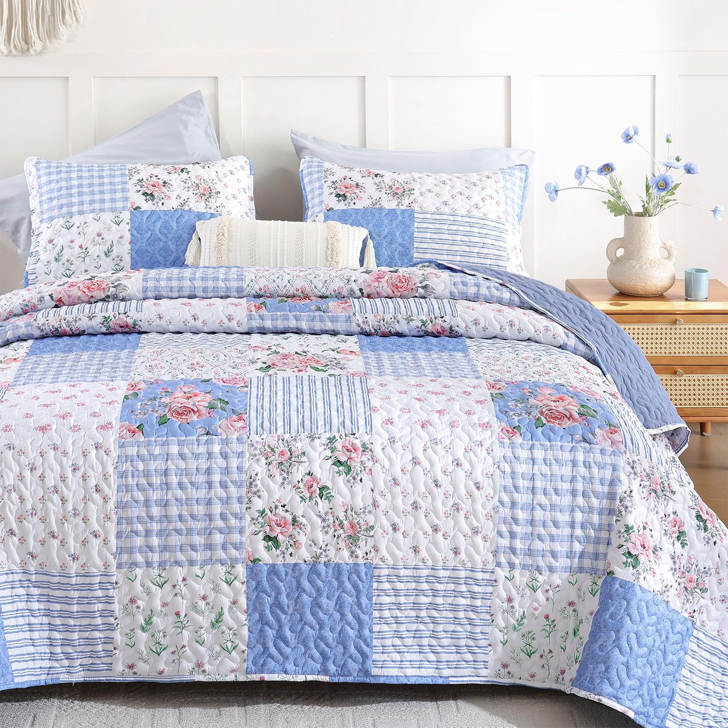 YIKUSH King Size Floral Quilt Set 3 Piece