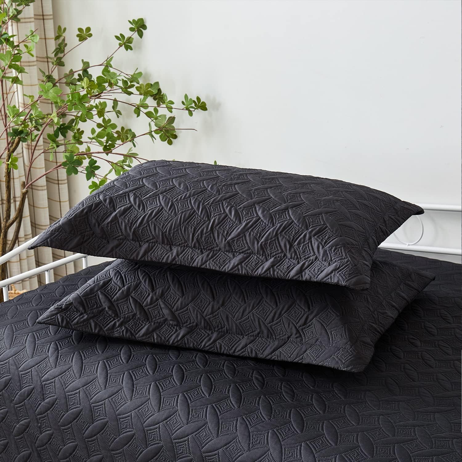 Hailea 3-Piece Black Daybed Cover Twin Size Set