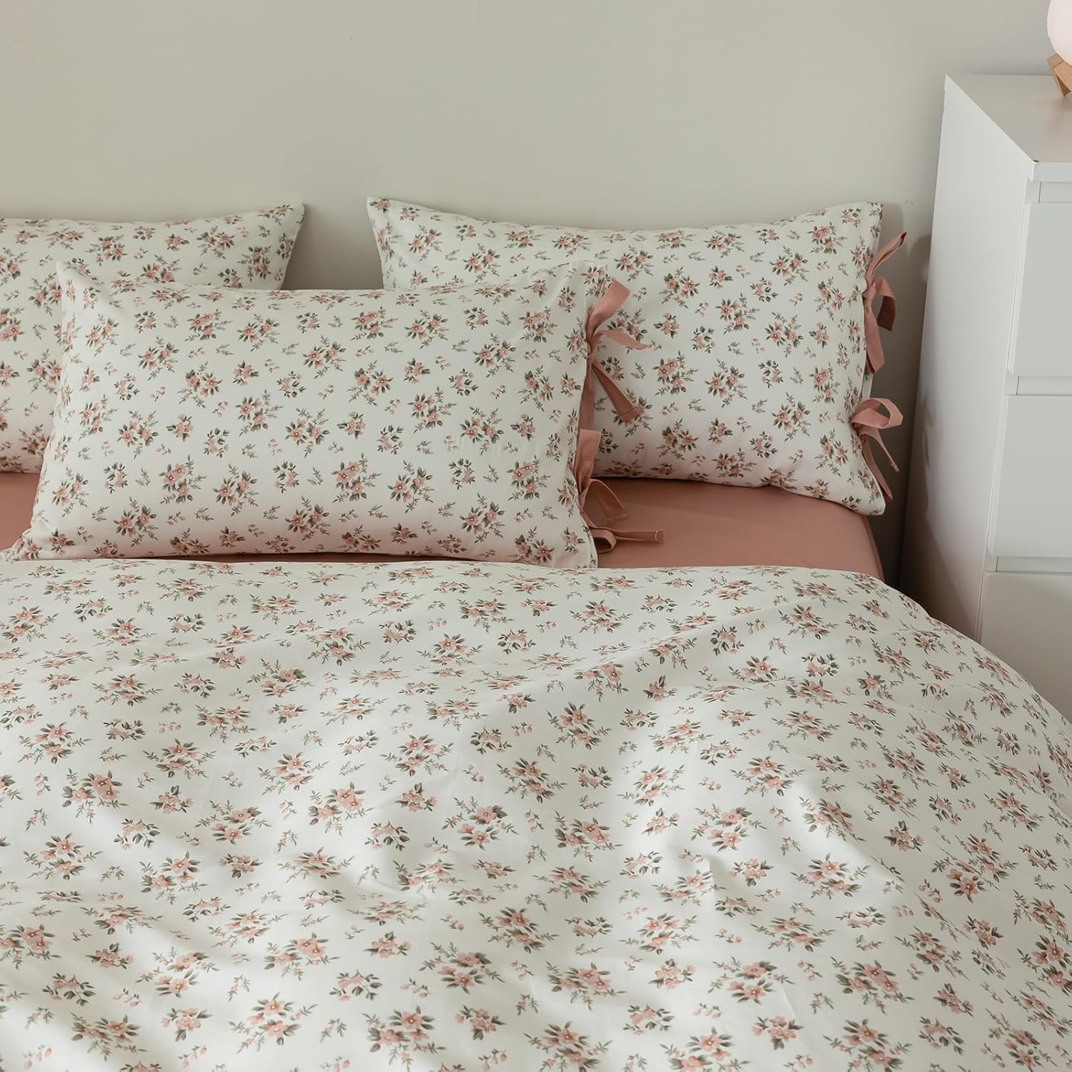VM VOUGEMARKET Pink Flower Pillowcases 2PCS