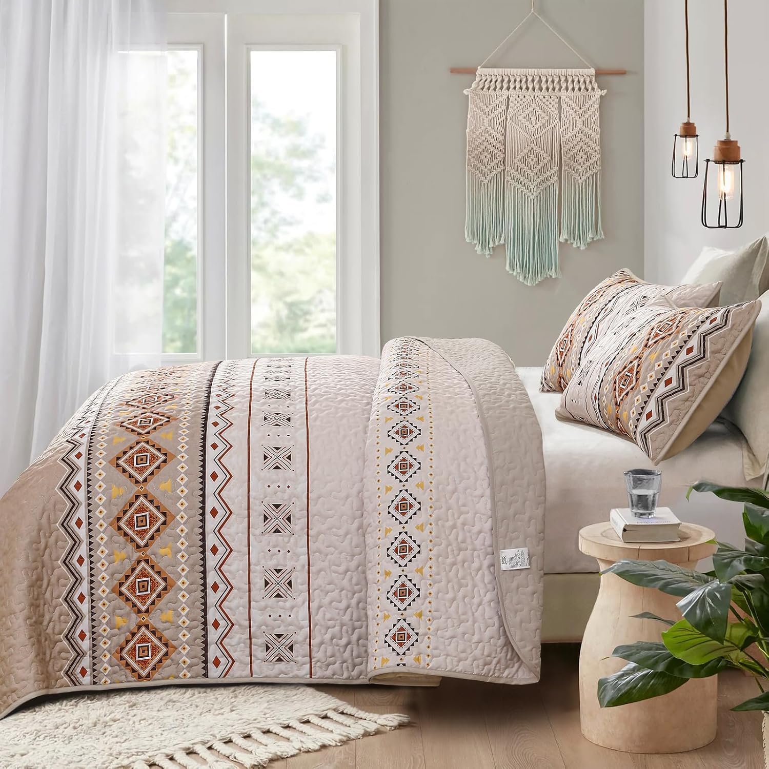 WONGS BEDDING Boho Beige Quilt Set King Size 1