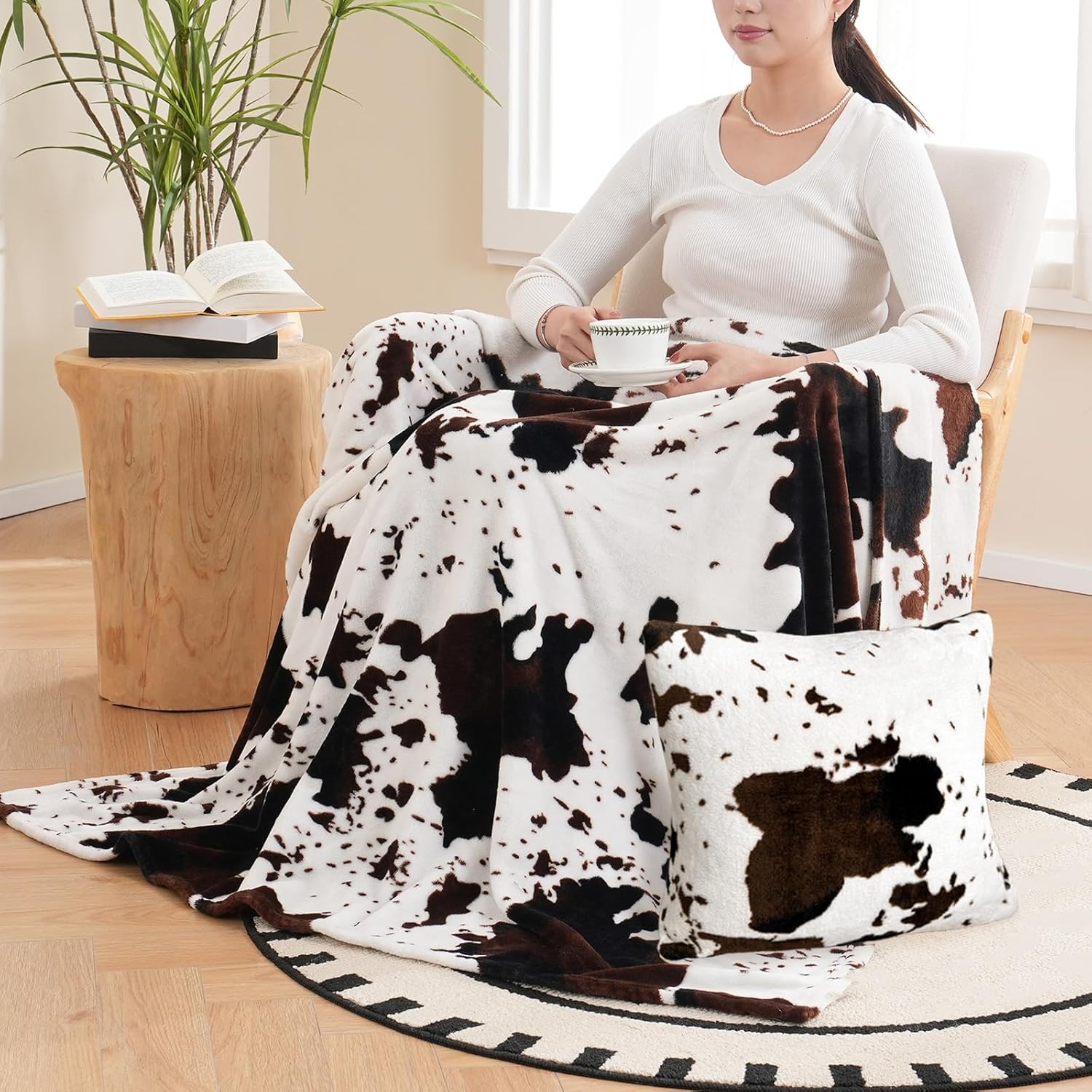 Vessia Throw Blanket Cow Black Brown with Pillow Cover