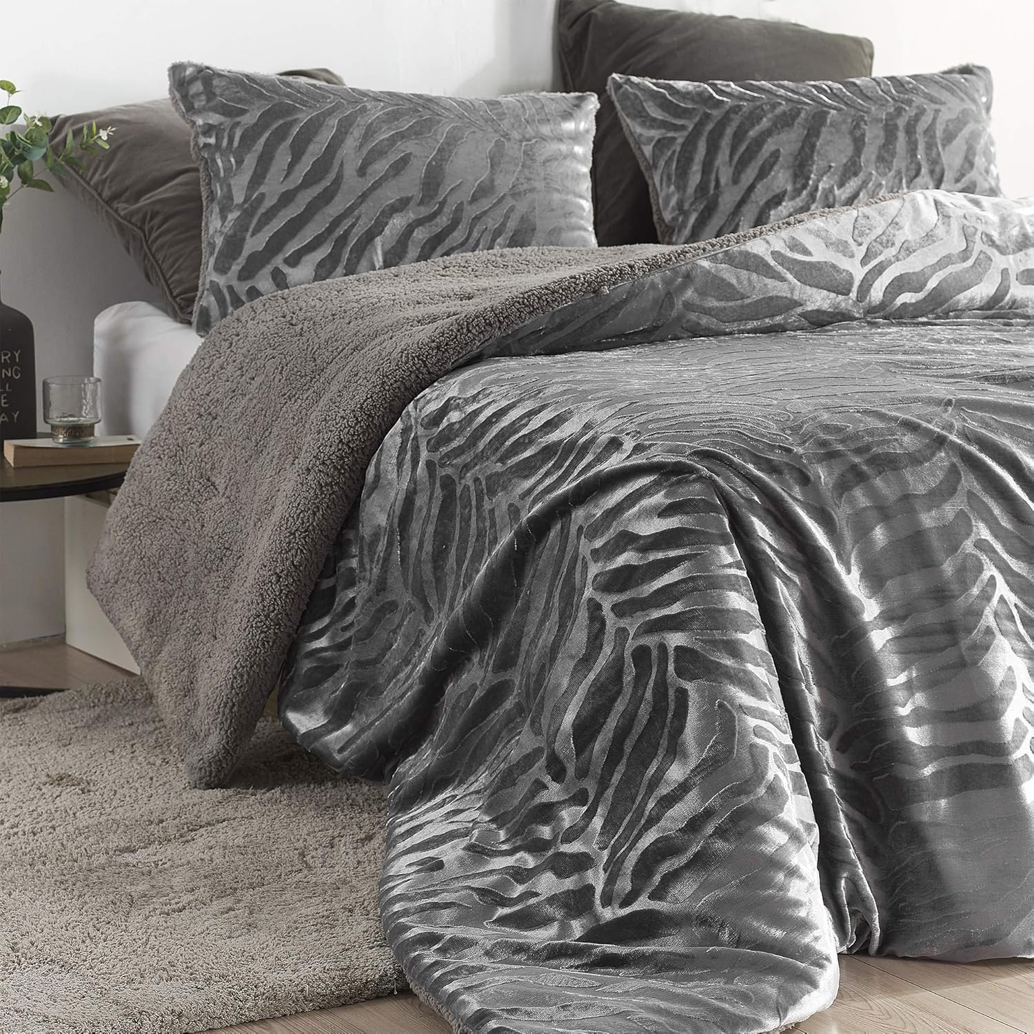 DormCo Primal Zebra Comforter Set Twin XL